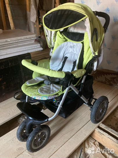 Детская прогулочная коляска всесезонная