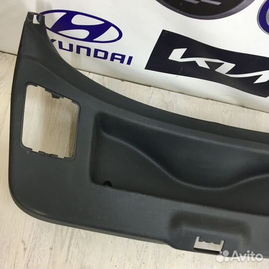 Обшивка багажника Renault megane 3