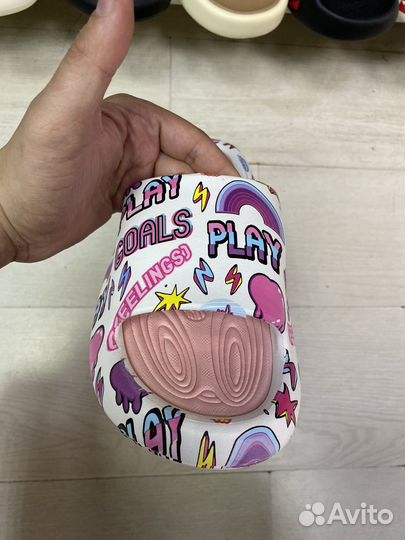 Тапочки adidas yeezy