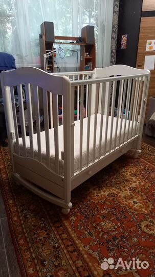 Пеленальный комод+ кроватка