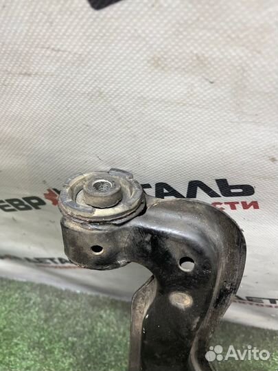 Рычаг подвески передний левый Opel Vectra B