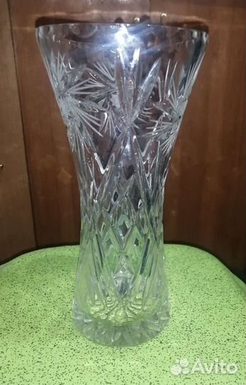Ваза для цветов хрустальная