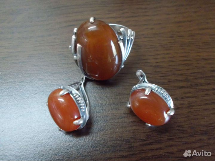 Серьги и кольцо мельхиор с сердоликом