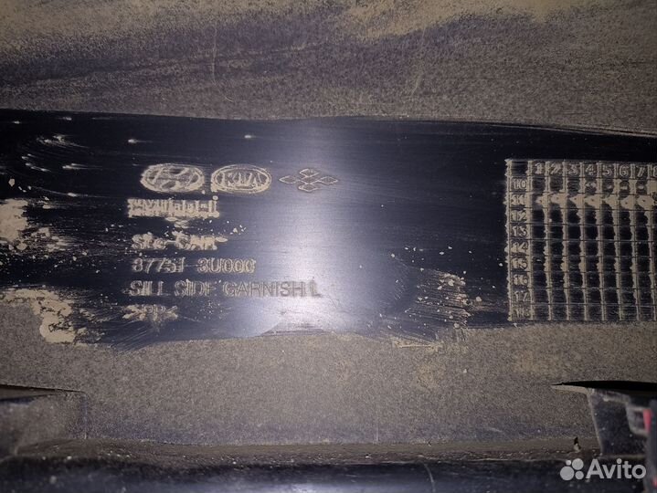 Накладка порога левая оригинал Киа спортеж
