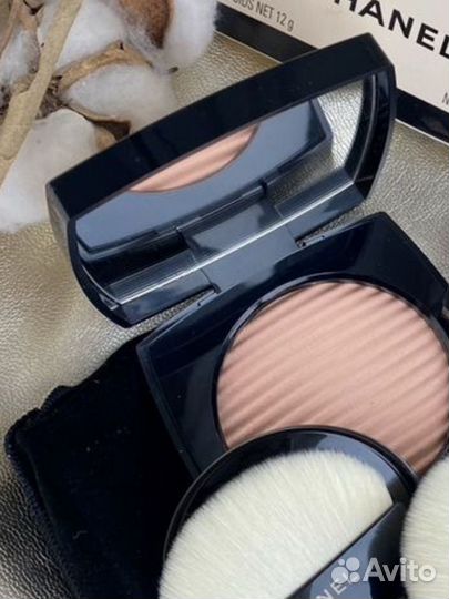 Chanel les beiges Light