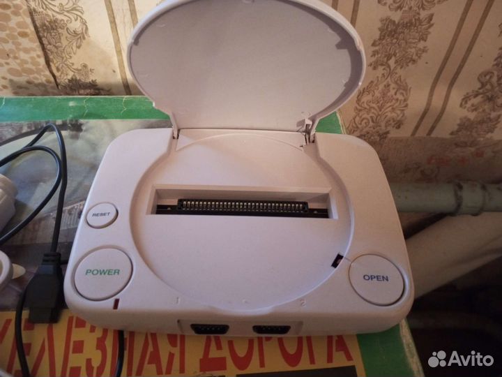 Игровая приставка dendy