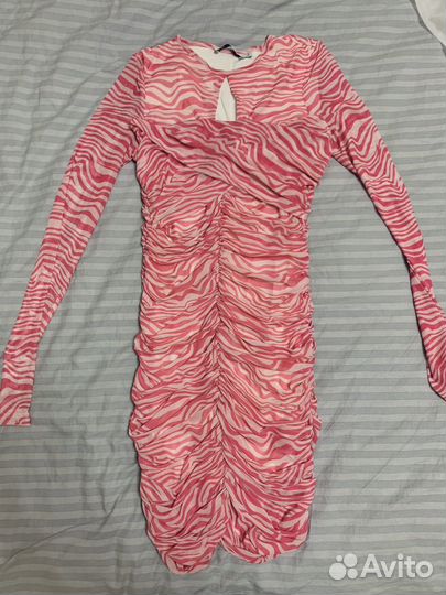 Платье charmstore