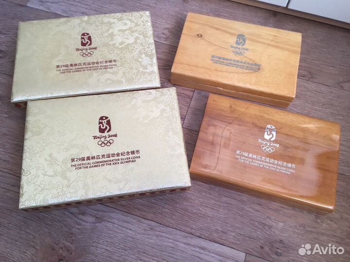 Олимпиада Пекин 2008. Набор 12 x 10 юаней. Серебро