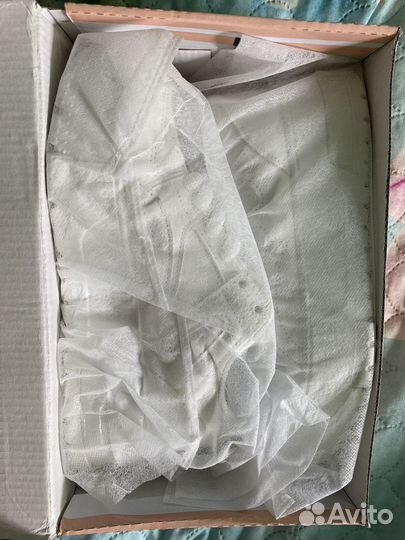 Кроссовки белые 37р