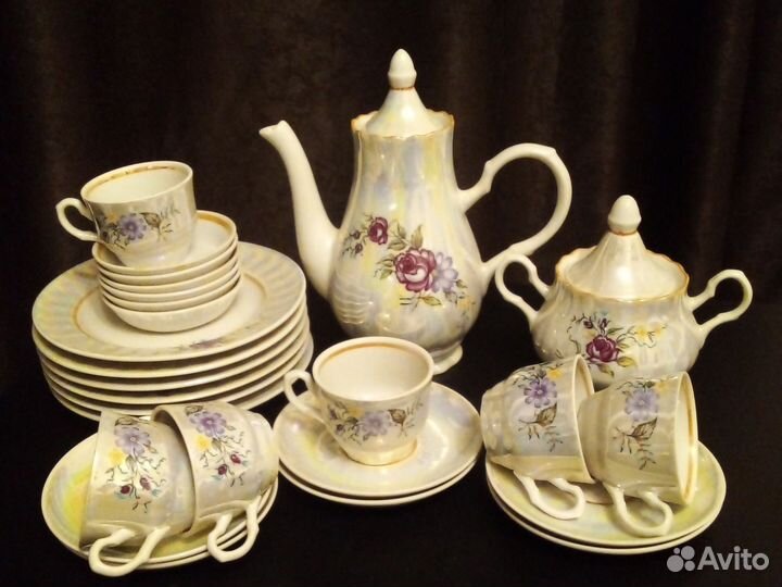 Сервиз фарфоровый на 6 персон 28 предметов