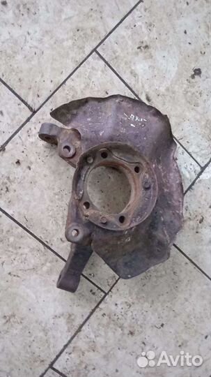 Кулак левый hyundai santa fe 2 cm