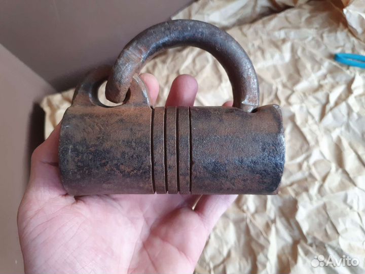 Замок огромный 19 век