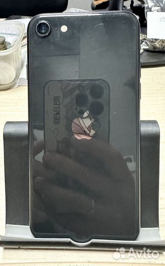 iPhone SE (2020), 64 ГБ