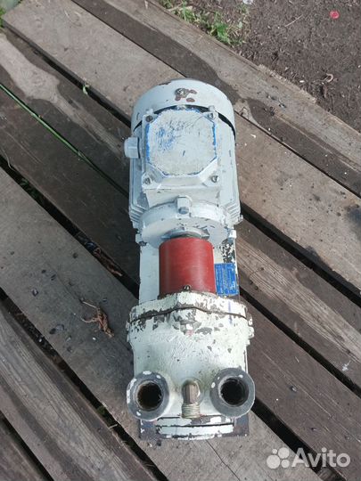 Насос вакуумный водокольцевой