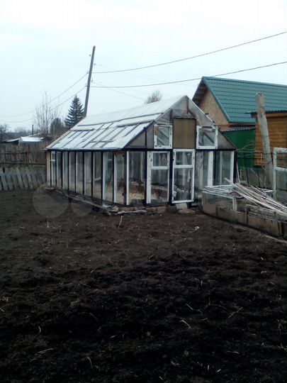 Дача 10 м² на участке 6 сот.