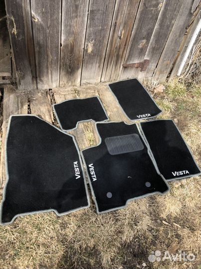 Коврики на Весту