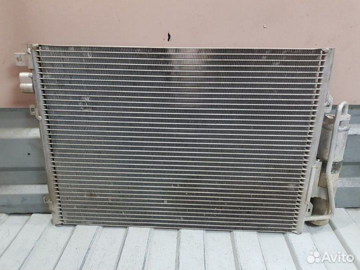 Радиатор кондиционера Renault Logan K7J710 2008