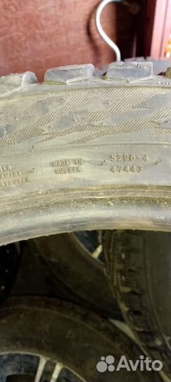 Nokian Tyres Hakkapeliitta 9 SUV 265/40 R21