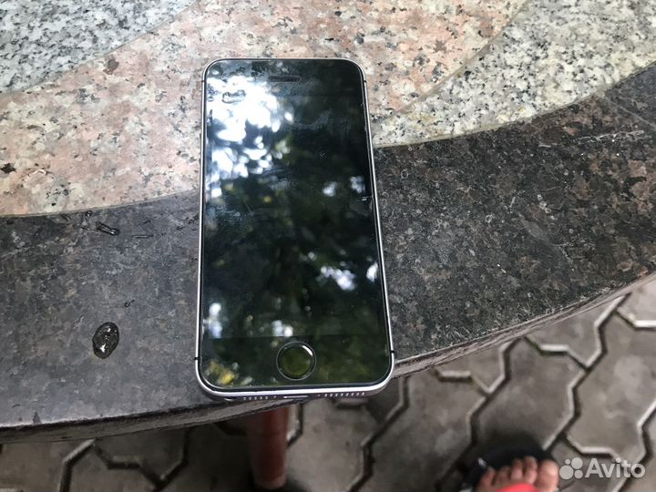 iPhone se 32gb