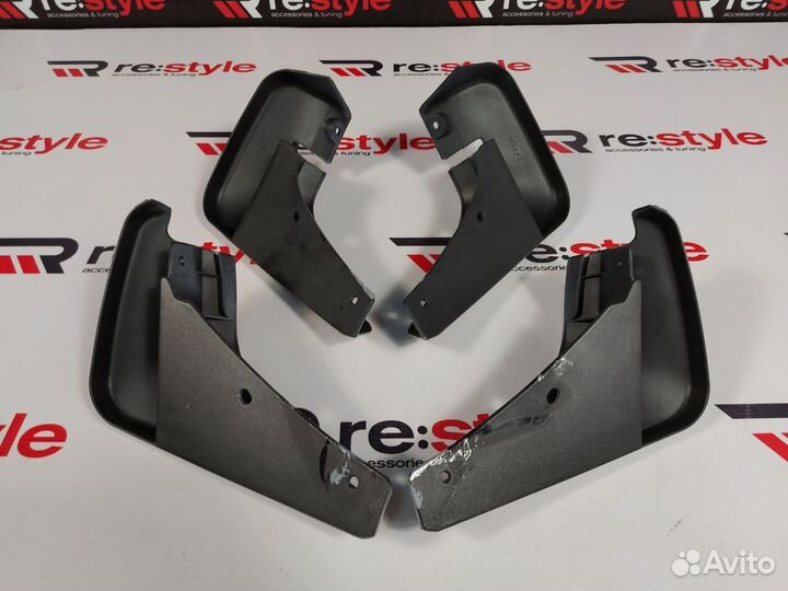 Брызговики Toyota Probox / Succeed Серебро