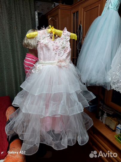 Плать на праздник доя девочки 810 лет