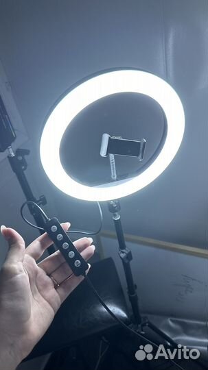 Кольцевая лампа 26 см со штативом
