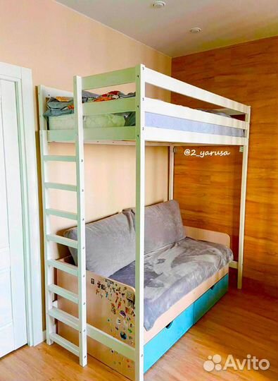Двухъярусная кровать