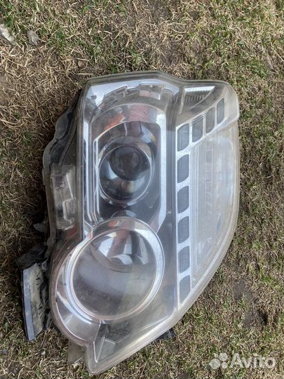 Фара правая x-trail t31