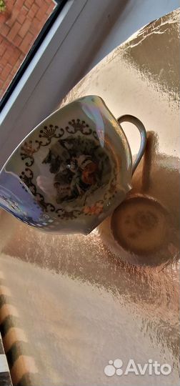 Чашка и сливочник Мадонна