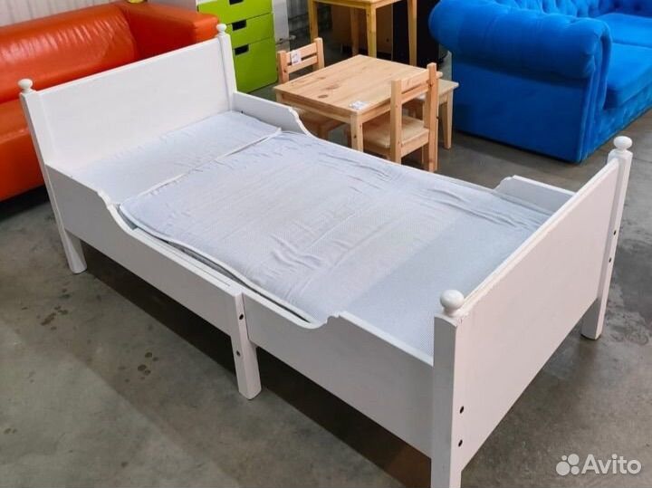 Детская раздвижная кровать Лексвик + матрас