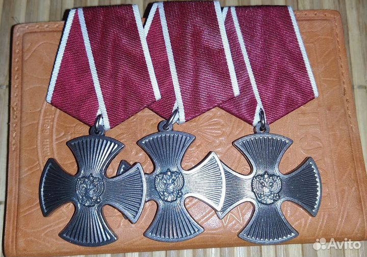 Крест на колодке