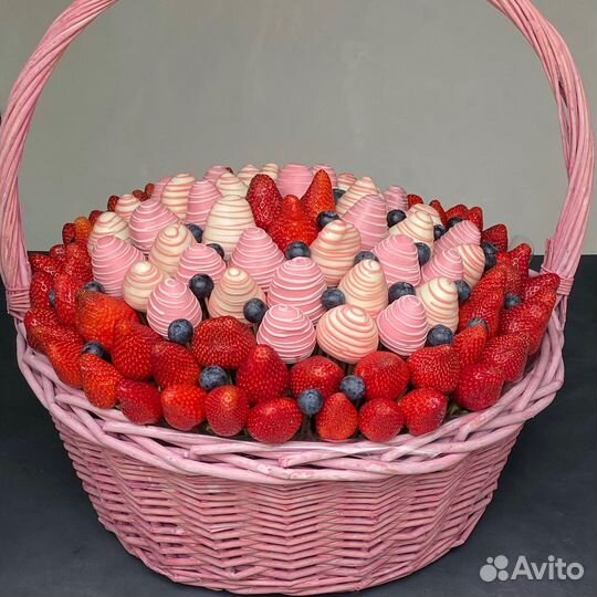 Клубника в шоколаде букеты наборы