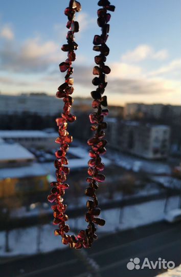 Винтажные бусы с гранатом
