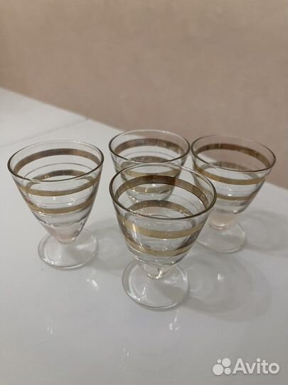 Стопка 90 е