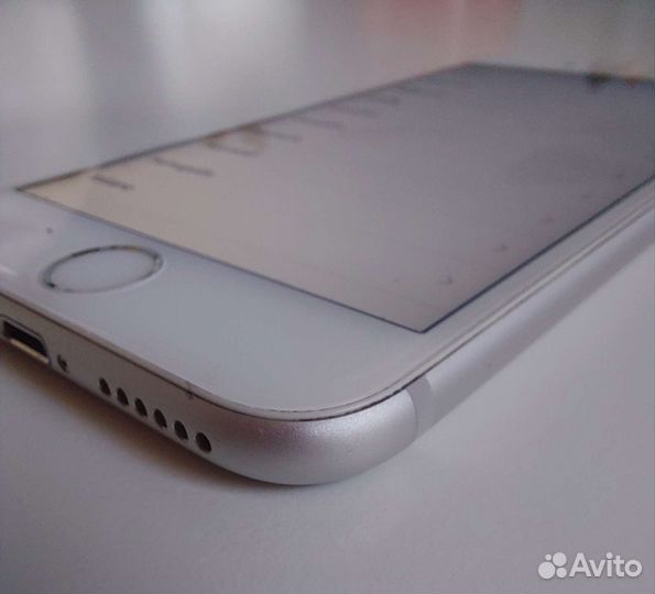 Телефон iPhone 6s 64gb