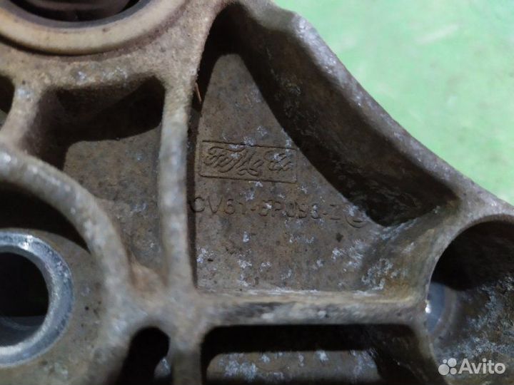 Кронштейн кпп Ford Focus 3 1.0 турбо M2DA 2012