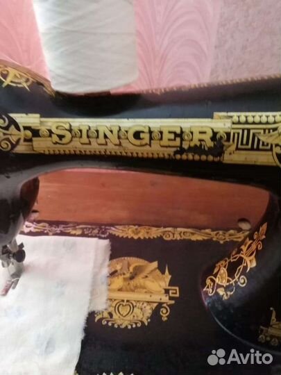 Швейная машина Singer