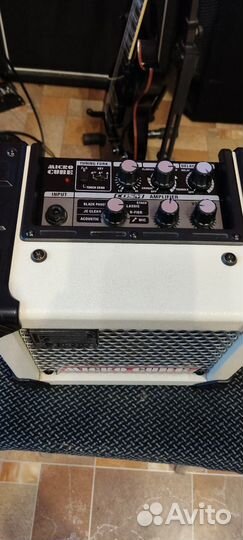 Комбоусилитель Roland micro cube