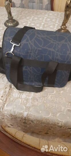 Ошейники, поводки, игрушки, миски, одежда для соба