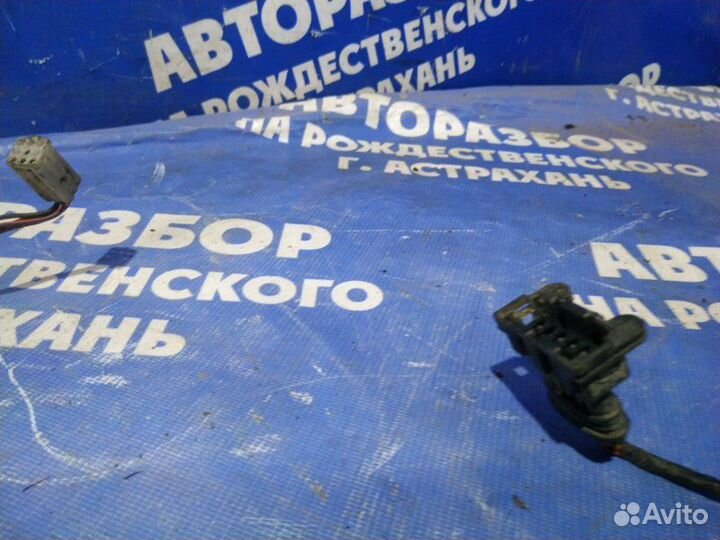 Проводка двери Ваз Лада Калина седан 11183 2010