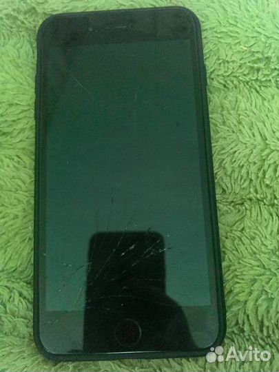 Телефон iPhone 7 plus