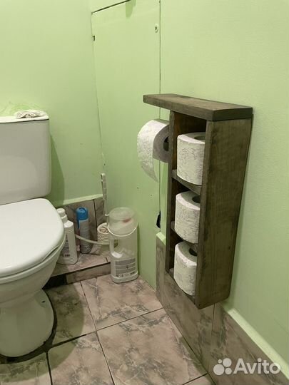 Полка для туалетных принадлежностей