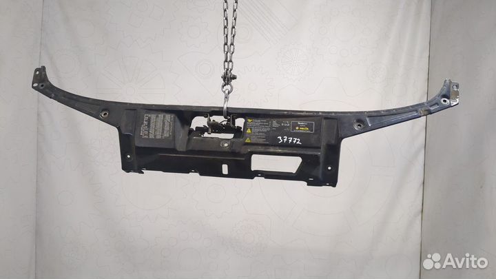 Рамка капота Skoda Fabia, 2005