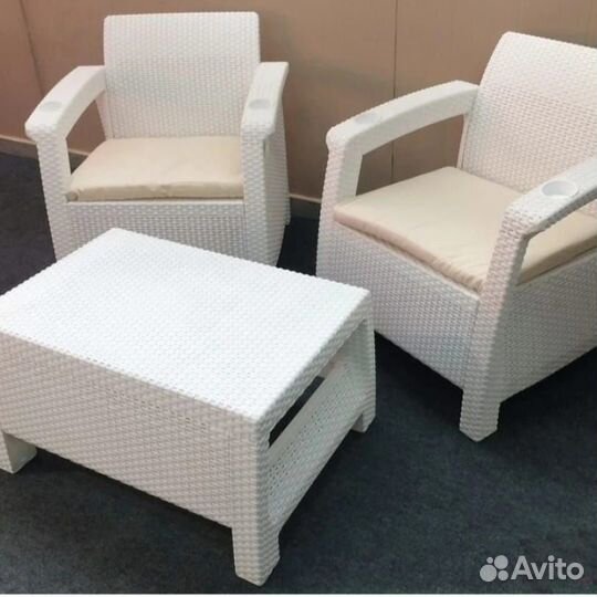 Садовая мебель пластиковая