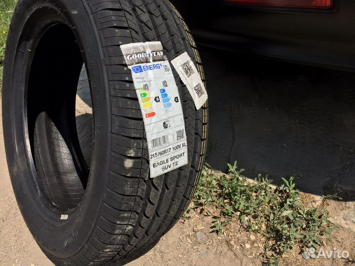 Goodyear Eagle Sport TZ SUV 215/60 R17