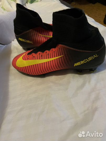 Бутсы Nike