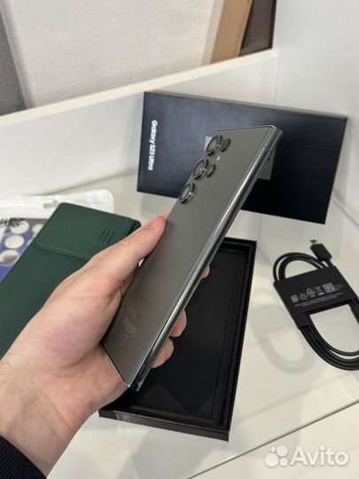 Samsung Galaxy S23 Ultra, 12/256 ГБ