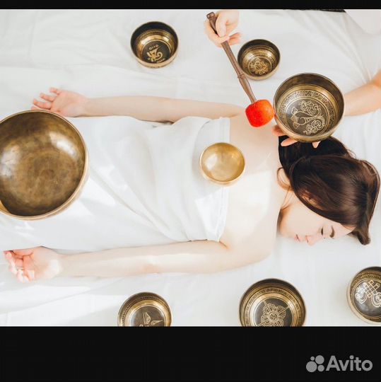 Массаж тибетскими поющими чашами