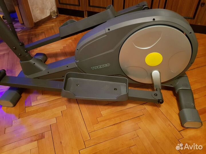 Эллиптический тренажер Torneo Stella C-570