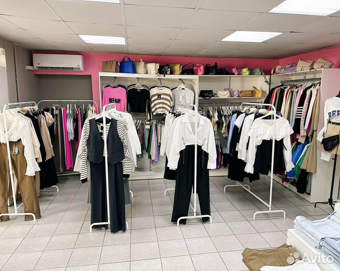 Showroom женской одежды/готовый бизнес